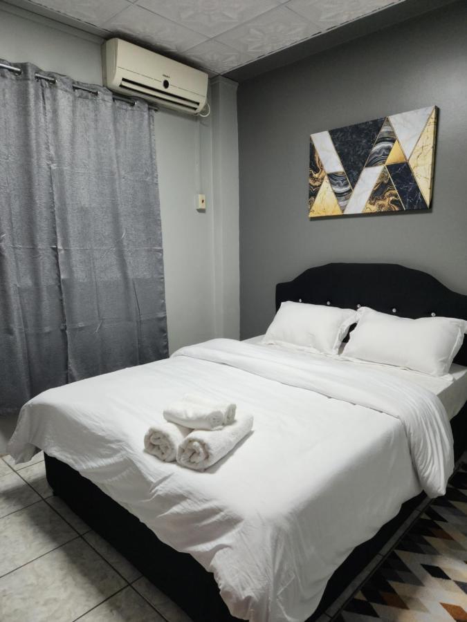 2Br Apt In St Helena - 6Mins From The Airport Perfect For Short And Long Stays Piarco Exteriör bild
